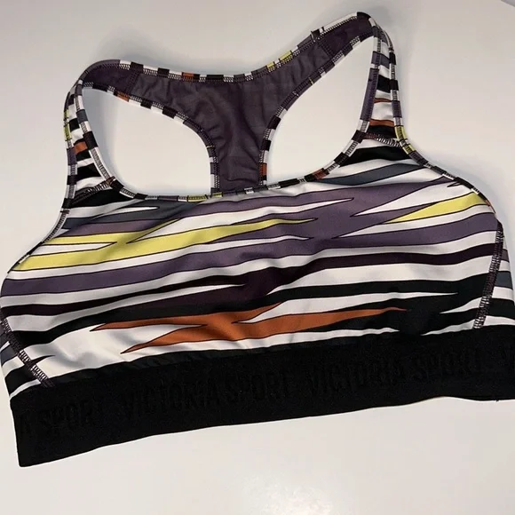 VICTORIA’S SECRET VSX The Player Geometric Print Racerback Sports Bra Sz M NWOT - Picture 10 of 15
